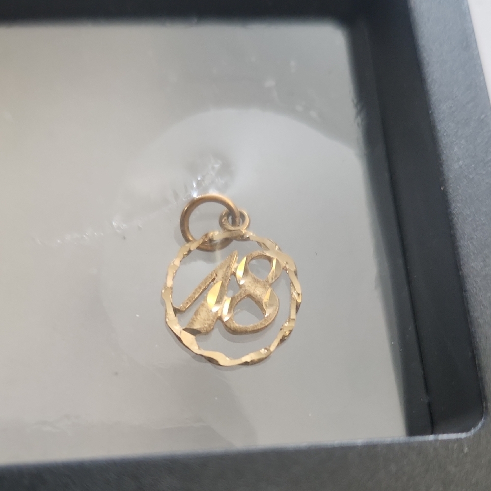 10K Gold 18 Birthday Pendant